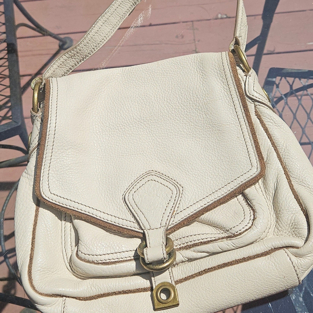 Marc By Marc Jacobs Ivory Leather Shoulder Bag